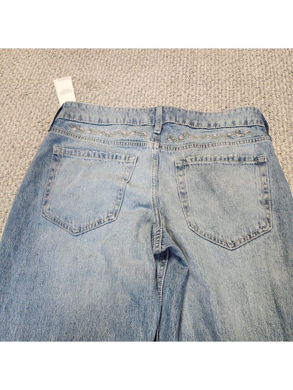 Hollister Low-Rise Baggy Light Wash Blue Jeans Size 6 Short NWT - Picture 5 of 8